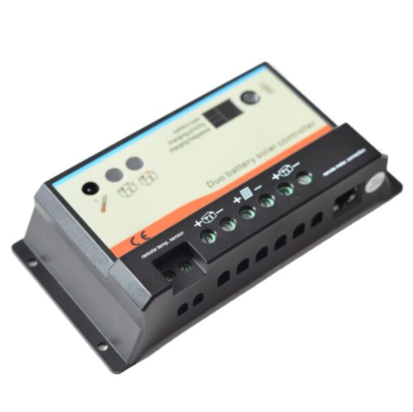 Solarni regulator DB10 za nezavisno punjenje dve baterije 1